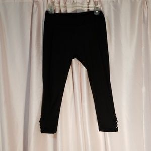 Hot Kiss Pants - Calf length leggings Hot Kiss Pants - Calf length leggings